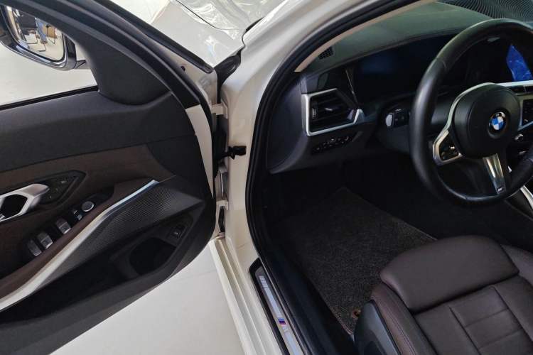 Used BMW 3 Series 2020 320Li M Sport Package Driver Seat