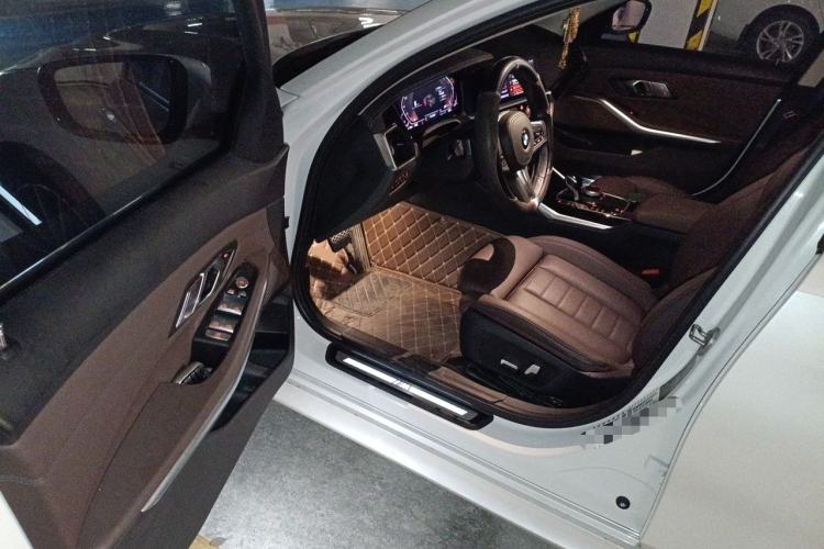 Used BMW 3 Series 2020 320Li M Sport Package Driver Seat