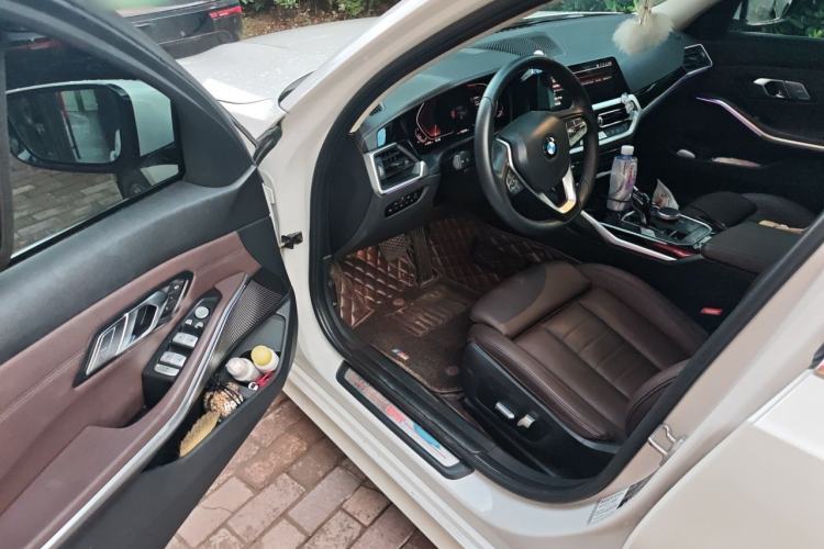 Used BMW 3 Series 2020 325Li First Edition Driver Seat