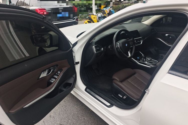 Used BMW 3 Series 2020 320i Sport Package Driver Seat