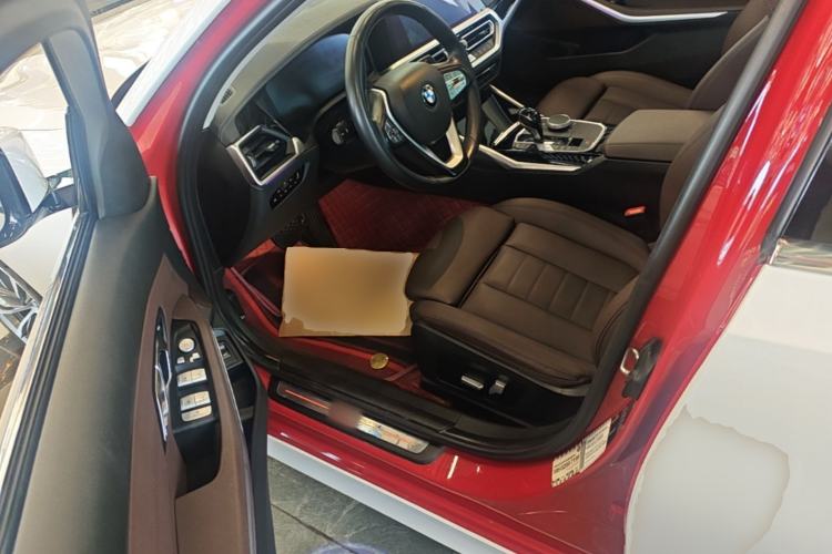 Used BMW 3 Series 2020 325Li First Edition Driver Seat