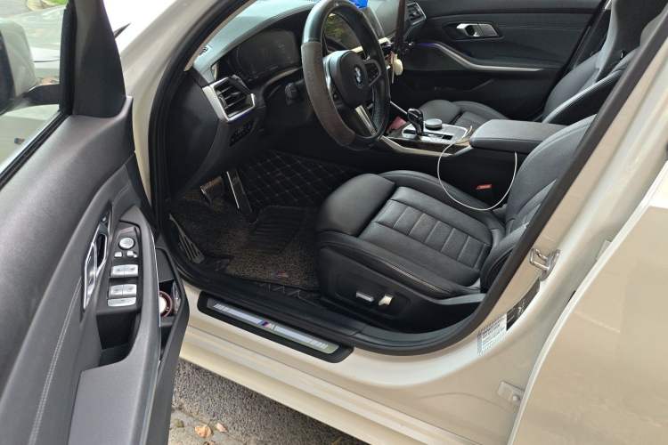Used BMW 3 Series 2020 Restyled 325Li M Sport Package Driver Seat