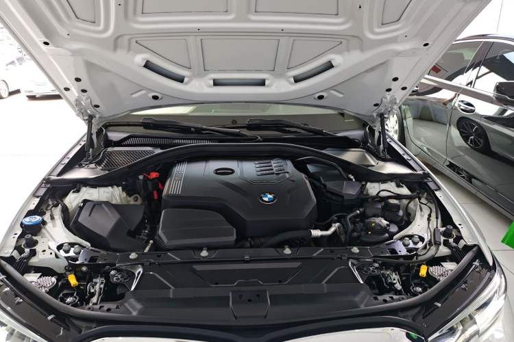 Used BMW 3 Series 2020 Restyled 325Li M Sport Package Engine Bay