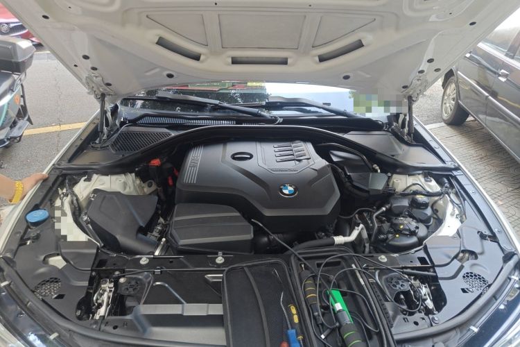 Used BMW 3 Series 2020 325i M Sport Package Engine Bay