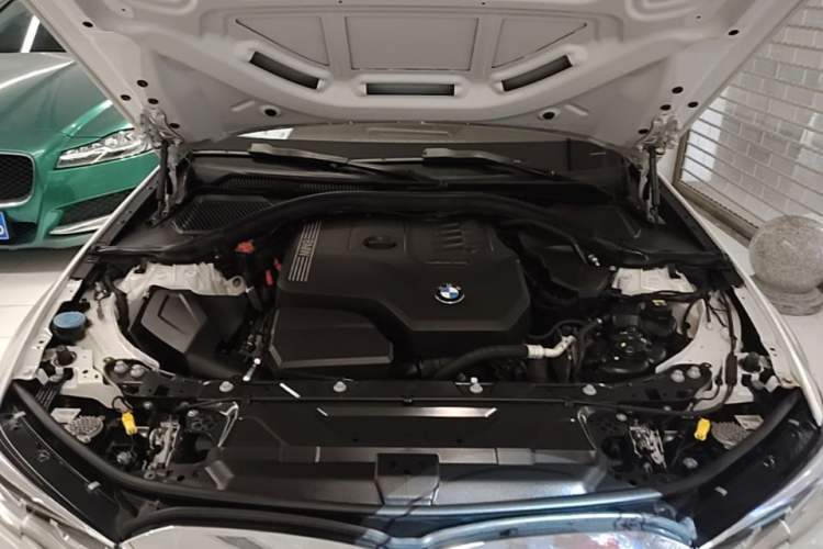 Used BMW 3 Series 2020 320Li M Sport Package Engine Bay