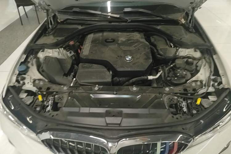 Used BMW 3 Series 2020 Facelifted 325i M Sport Package Engine Bay