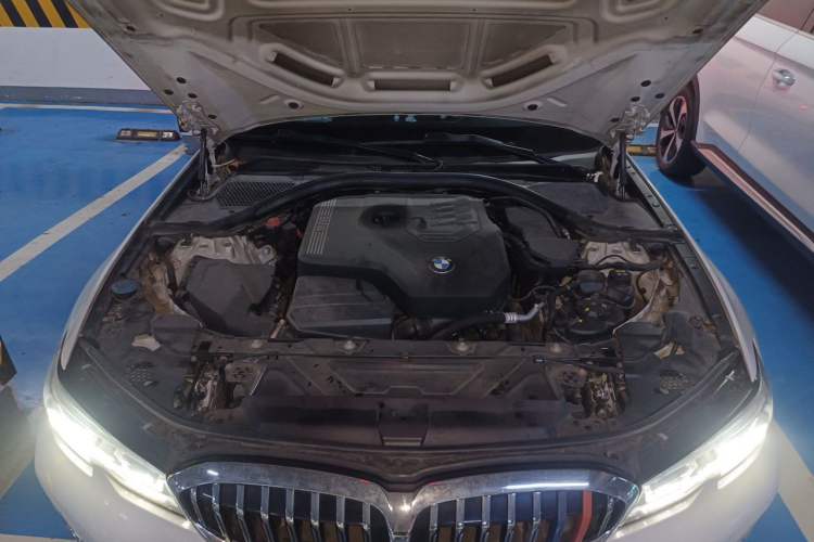 Used BMW 3 Series 2020 325Li First Edition Engine Bay