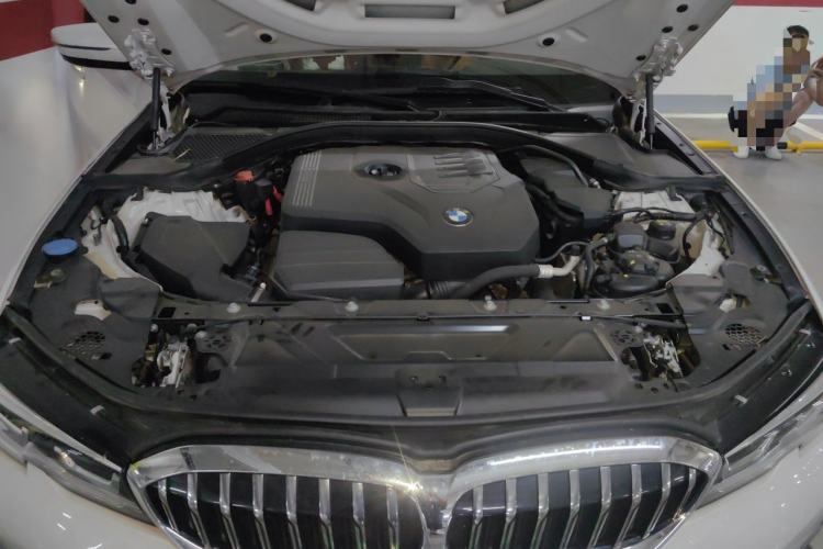 Used BMW 3 Series 2020 325Li First Edition Engine Bay