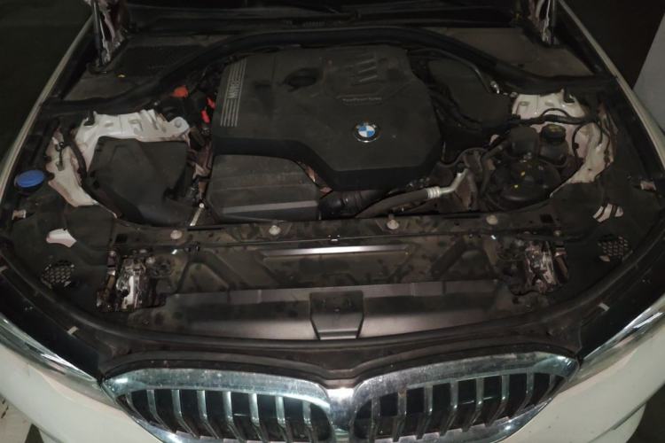Used BMW 3 Series 2020 325Li First Edition Engine Bay