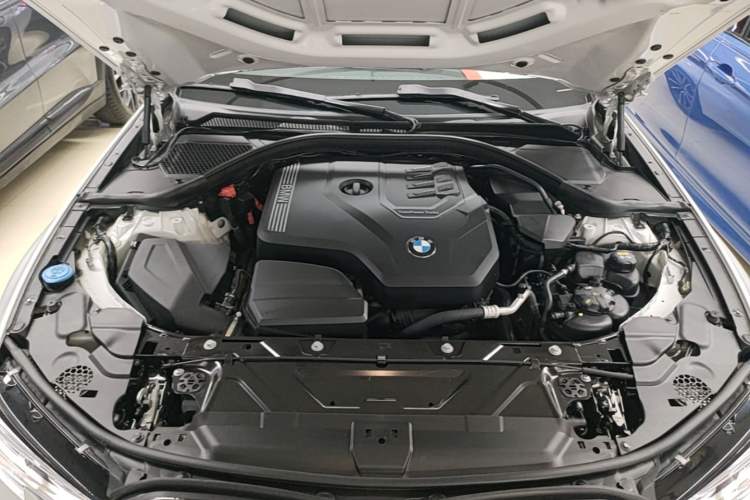 Used BMW 3 Series 2020 325Li xDrive M Sport Package Engine Bay