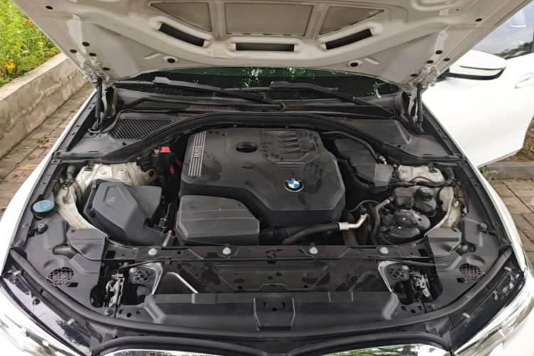 Used BMW 3 Series 2020 325Li First Edition Engine Bay