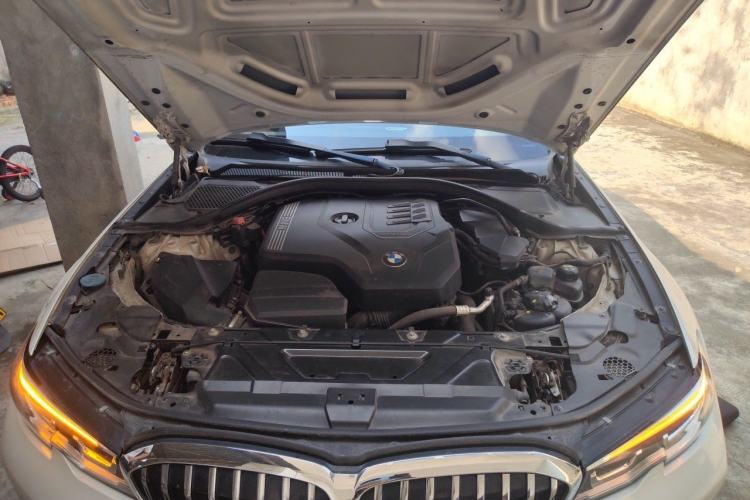 Used BMW 3 Series 2020 325Li First Edition Engine Bay