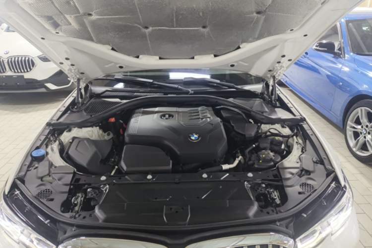 Used BMW 3 Series 2020 325Li First Edition Engine Bay