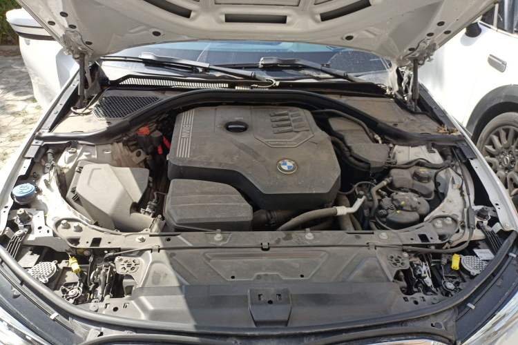 Used BMW 3 Series 2020 320Li M Sport Package Engine Bay
