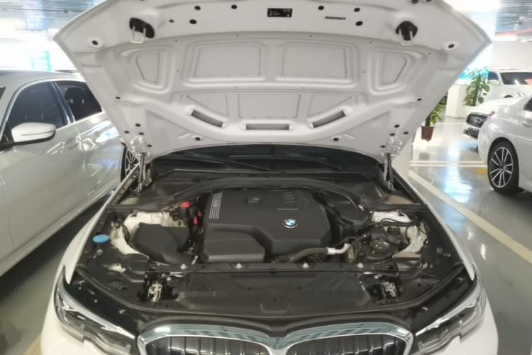 Used BMW 3 Series 2020 325Li M Sport Package Engine Bay