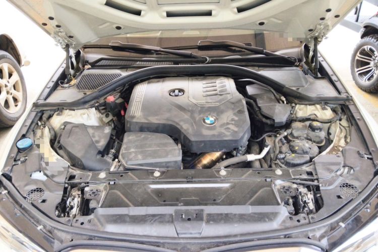Used BMW 3 Series 2020 325i M Sport Package Engine Bay