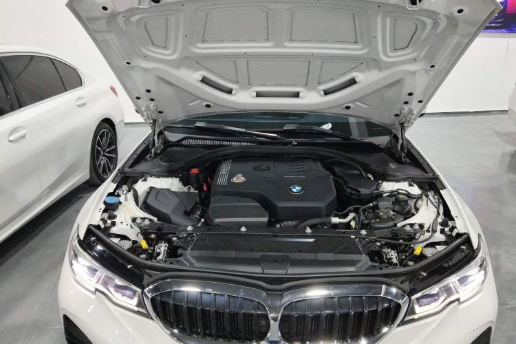 Used BMW 3 Series 2020 Restyled 325Li M Sport Package Engine Bay