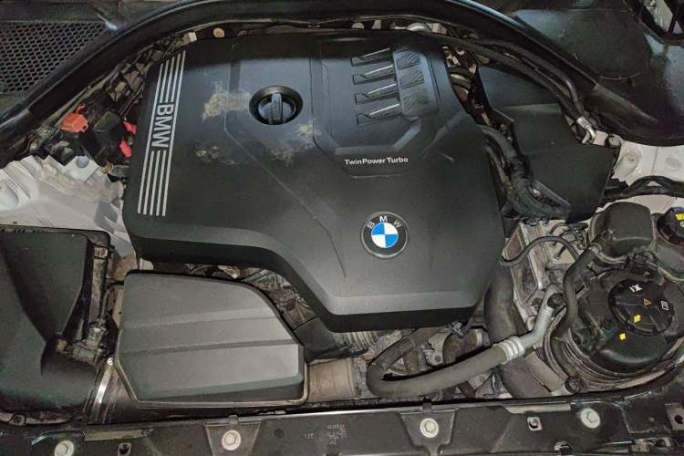 Used BMW 3 Series 2020 325Li First Edition Engine Bay