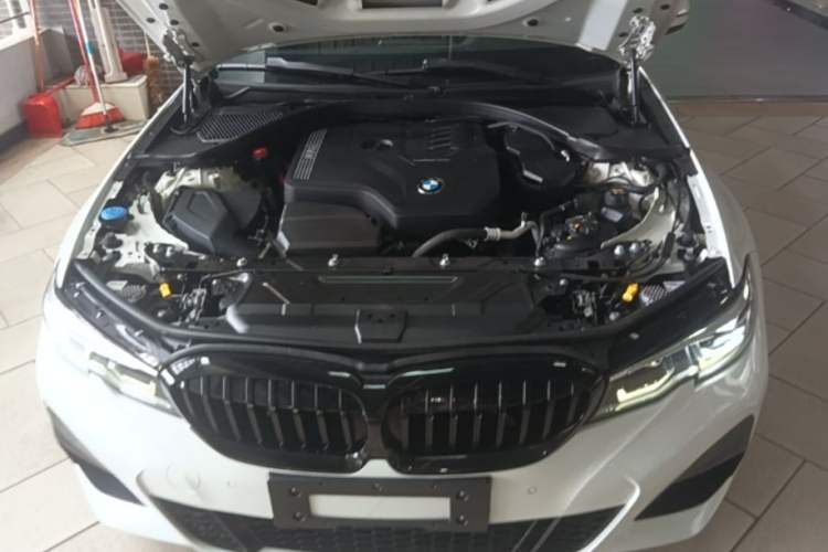 Used BMW 3 Series 2020 Restyled 325Li M Sport Package Engine Bay