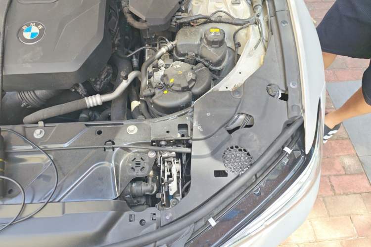 Used BMW 3 Series 2020 Facelifted 325i M Sport Package Engine Bay Left