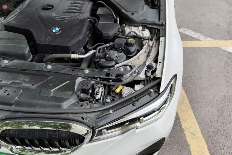 Used BMW 3 Series 2020 325Li M Sport Package Engine Bay Left