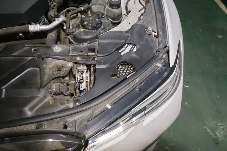 Used BMW 3 Series 2020 325Li First Edition Engine Bay Left