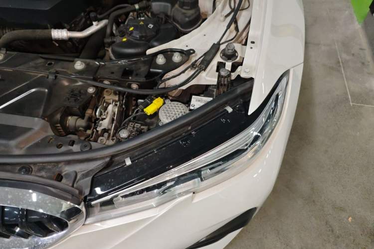 Used BMW 3 Series 2020 Restyled 325Li M Sport Package Engine Bay Left