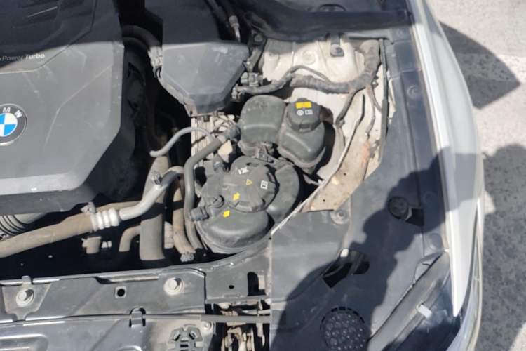 Used BMW 3 Series 2020 325Li First Edition Engine Bay Left