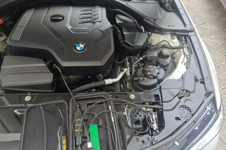 Used BMW 3 Series 2020 325i M Sport Package Engine Bay Left