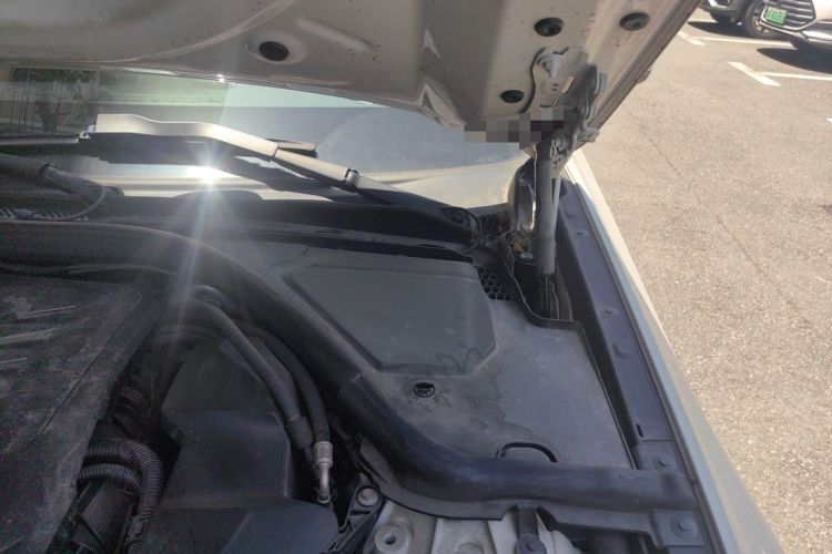 Used BMW 3 Series 2020 325Li M Sport Package Engine Bay Left