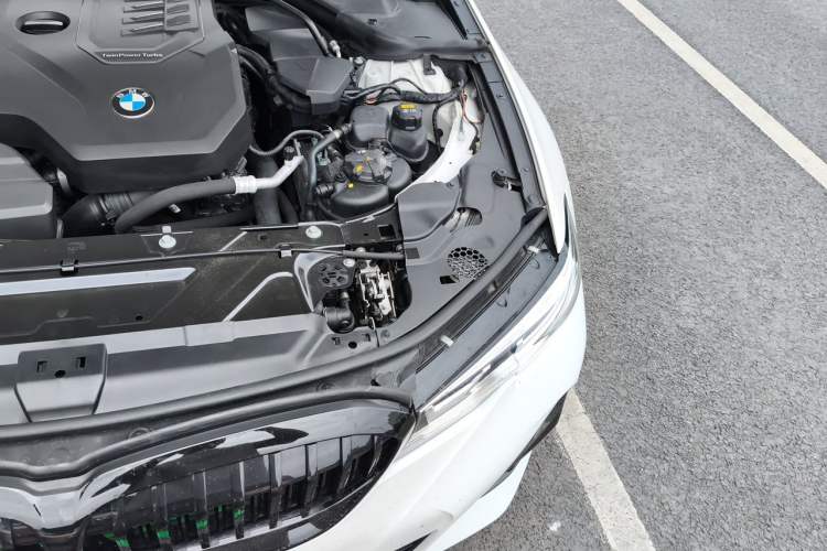 Used BMW 3 Series 2020 325Li M Sport Night Edition Package Engine Bay Left