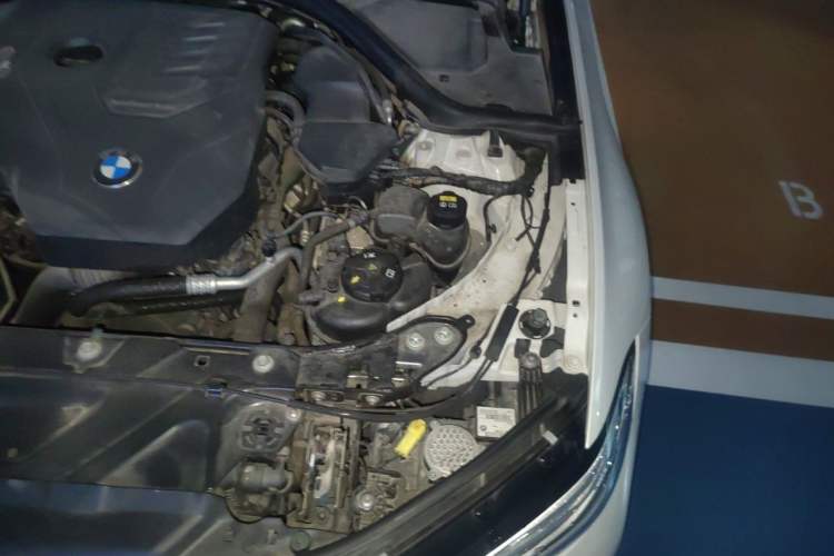 Used BMW 3 Series 2020 Restyled 325Li M Sport Package Engine Bay Left