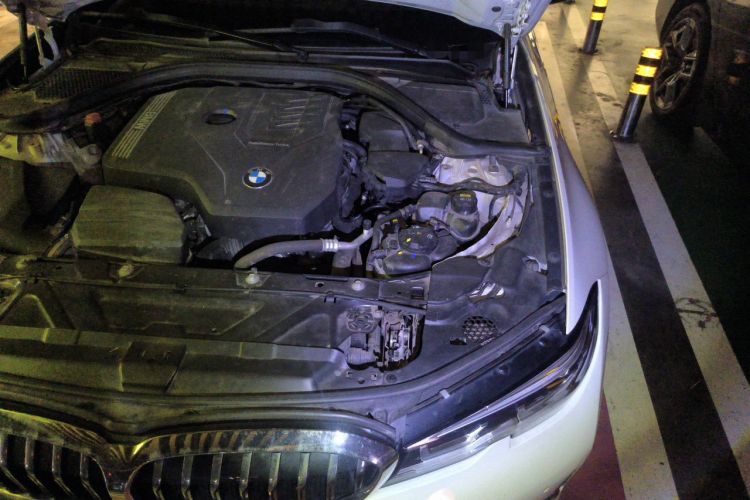 Used BMW 3 Series 2020 325Li First Edition Engine Bay Left