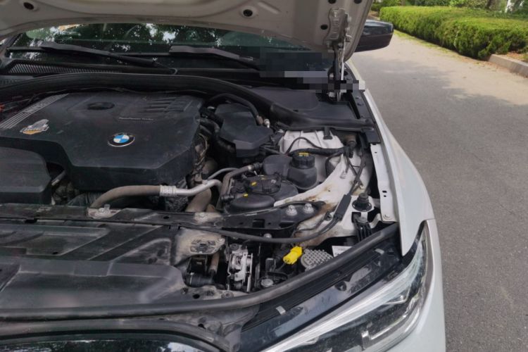 Used BMW 3 Series 2020 325i M Sport Night Edition package Engine Bay Left