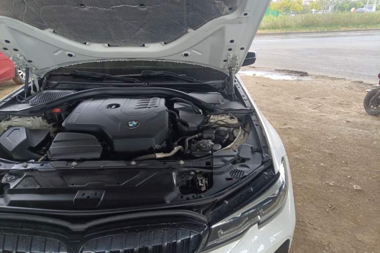 Used BMW 3 Series 2020 330i M Sport Night Edition Engine Bay Left