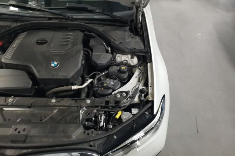 Used BMW 3 Series 2020 320i Sport Package Engine Bay Left