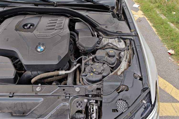 Used BMW 3 Series 2020 325Li M Sport Package Engine Bay Left