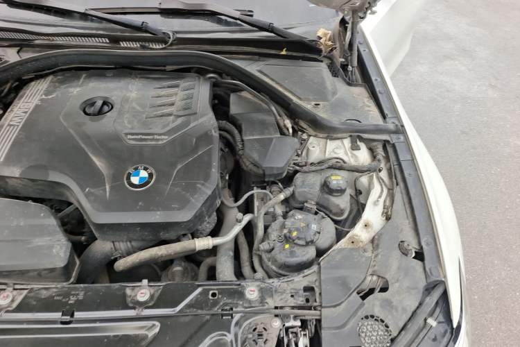 Used BMW 3 Series 2020 325i M Sport Package Engine Bay Left