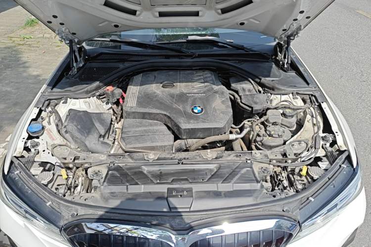Used BMW 3 Series 2020 320Li M Sport Package Engine Bay