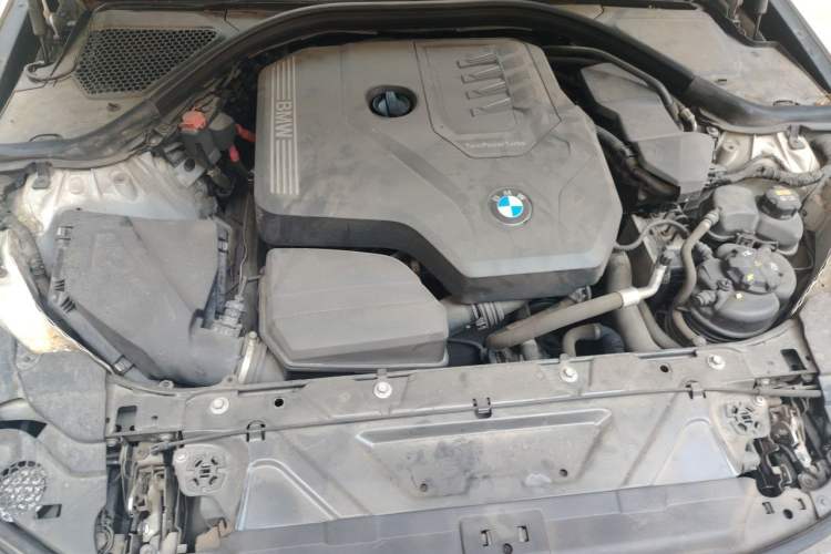 Used BMW 3 Series 2020 325Li First Edition Engine Bay