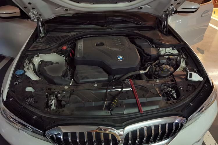Used BMW 3 Series 2020 325Li First Edition Engine Bay