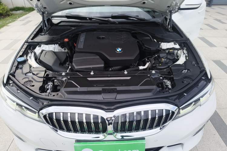 Used BMW 3 Series 2020 325Li First Edition Engine Bay