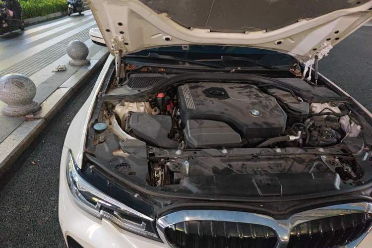 Used BMW 3 Series 2020 Restyled 325Li M Sport Package Engine Bay Right