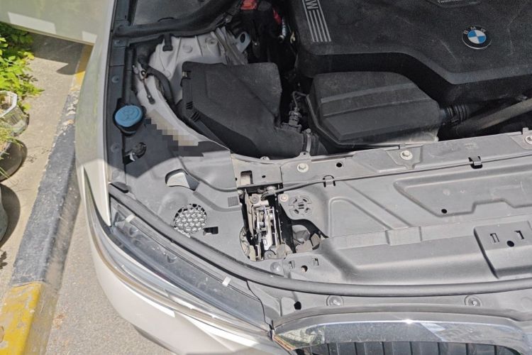 Used BMW 3 Series 2020 325Li M Sport Package Engine Bay Right