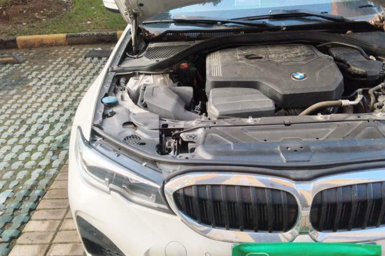 Used BMW 3 Series 2020 325Li M Sport Package Engine Bay Right
