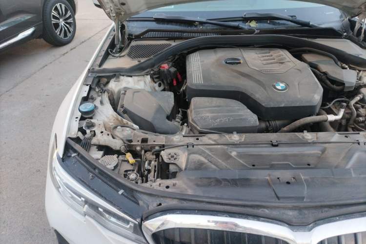 Used BMW 3 Series 2020 Restyled 325Li M Sport Package Engine Bay Right