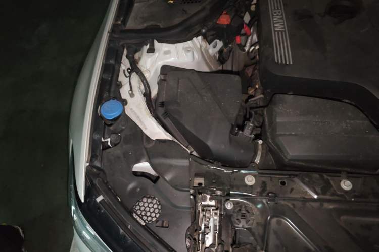 Used BMW 3 Series 2020 325Li First Edition Engine Bay Right