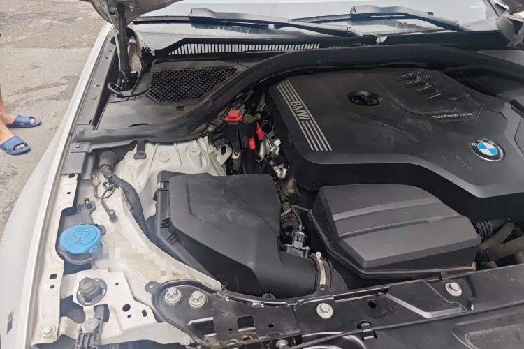 Used BMW 3 Series 2020 325i M Sport Package Engine Bay Right