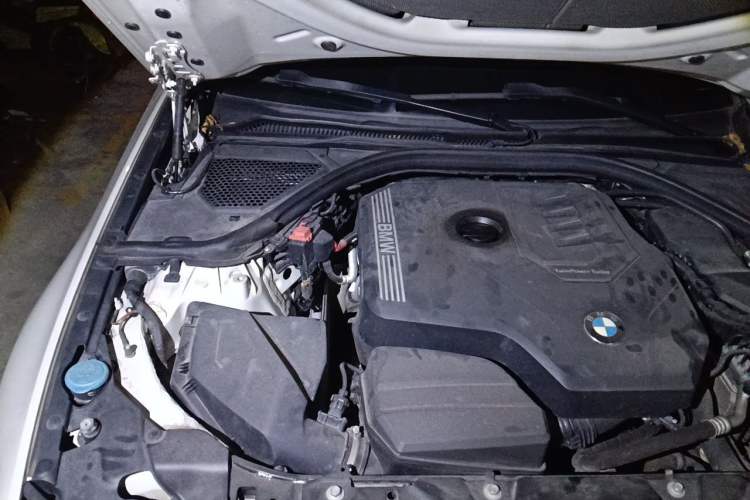 Used BMW 3 Series 2020 325Li First Edition Engine Bay Right