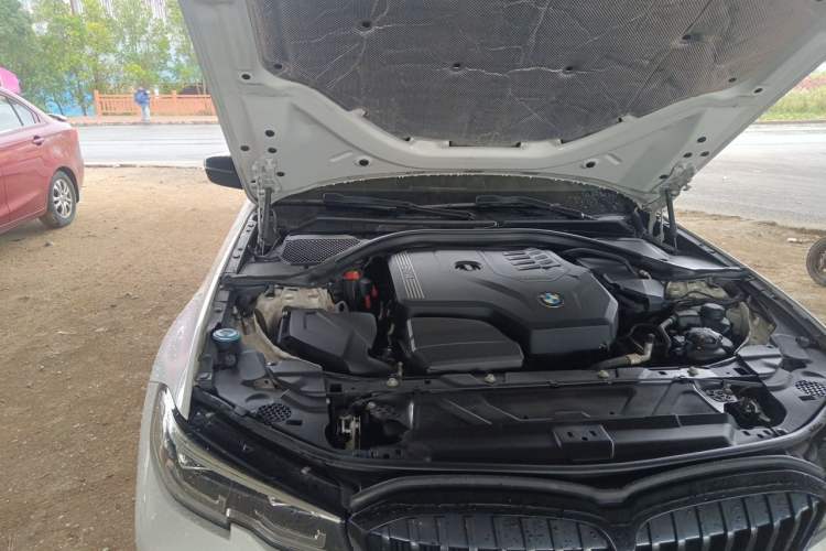 Used BMW 3 Series 2020 330i M Sport Night Edition Engine Bay Right